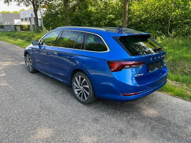 Skoda OCTAVIA Combi 1.4 TSI iV PHEV Style | LEDER/STOF | CAMERA | ADAPTIVE CRUISE | LED