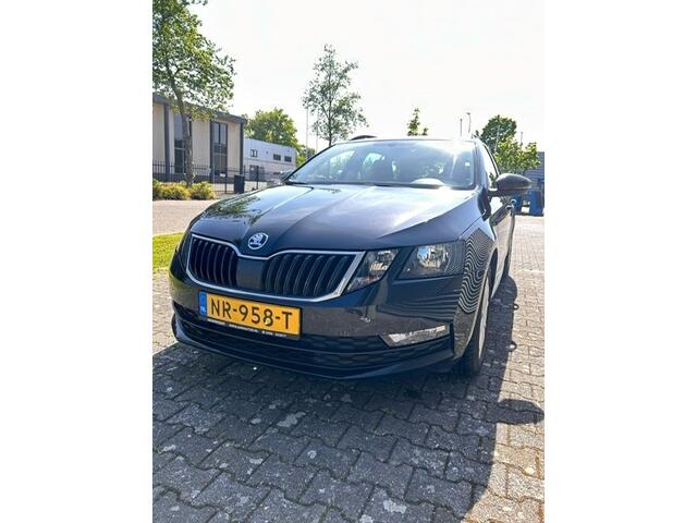 Skoda OCTAVIA 1.6 TDI Grt Amb Bns