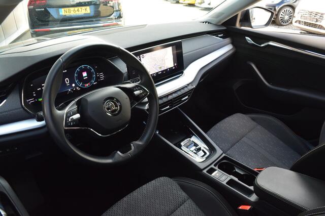 Skoda OCTAVIA Combi 1.4 TSI iV PHEV Business Edition Plus | Trekhaak | Camera | ACC |