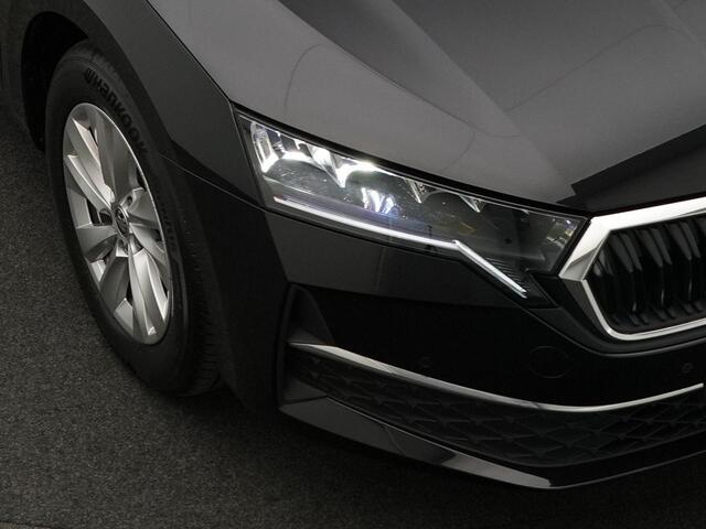 Skoda OCTAVIA Combi 1.5 e-TSI 150 pk DSG Business Edition | Achteruitrijcamera | Stoelverwarming | Apple Carplay / Android Auto