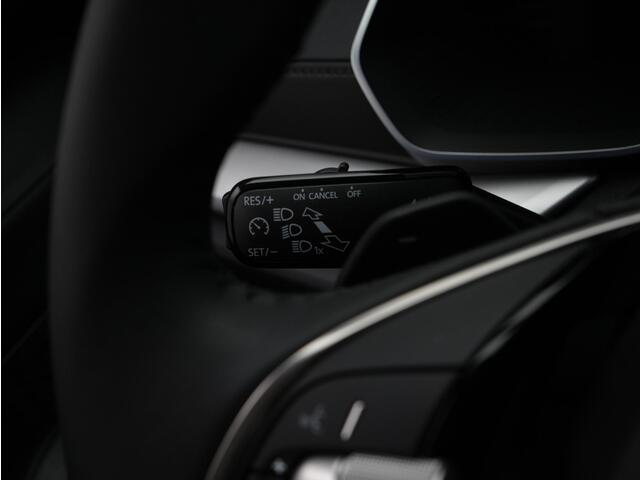 Skoda OCTAVIA Combi 1.5 e-TSI 150 pk DSG Business Edition | Achteruitrijcamera | Stoelverwarming | Apple Carplay / Android Auto