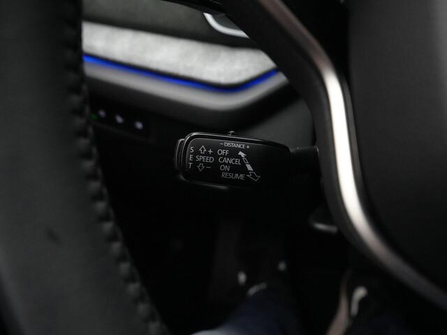 Skoda OCTAVIA Combi 1.5 TSI 150 pk DSG MHEV Business Edition | Matrix LED | Leder/alcantara | Navigatie | Achteruitrijcamera | Adaptive Cruise