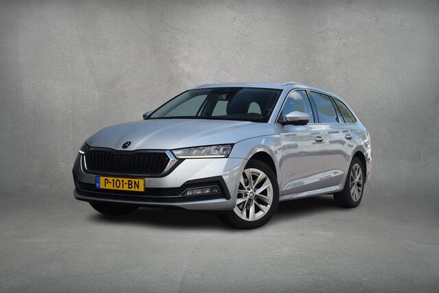 Skoda OCTAVIA Combi 1.5 TSI First Edition | Apple CarPlay | Stoelverw. | Virtual | Camera