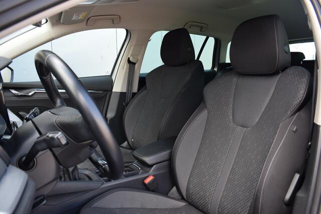 Skoda OCTAVIA Combi 1.5 TSI First Edition | Apple CarPlay | Stoelverw. | Virtual | Camera