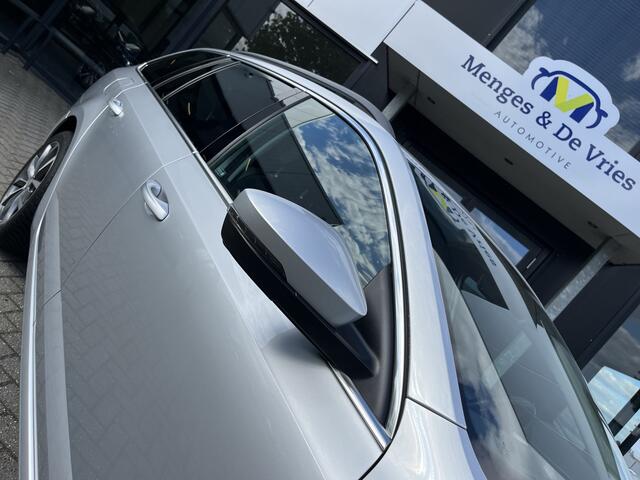 Skoda OCTAVIA Combi 1.0 TSI Greentech Ambition Business Airco ECC | Trekhaak | Stoelverwarming | Navigatie | NAP | Cruise Control | Isofix | Parkeersensoren