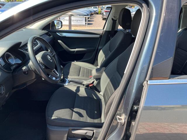 Skoda OCTAVIA Combi 1.4 TSI 110kW GreenTec Ambition | 150Pk | Automaat | Navi | Clima | PDC | Trekhaak | DAB | Smartlink |