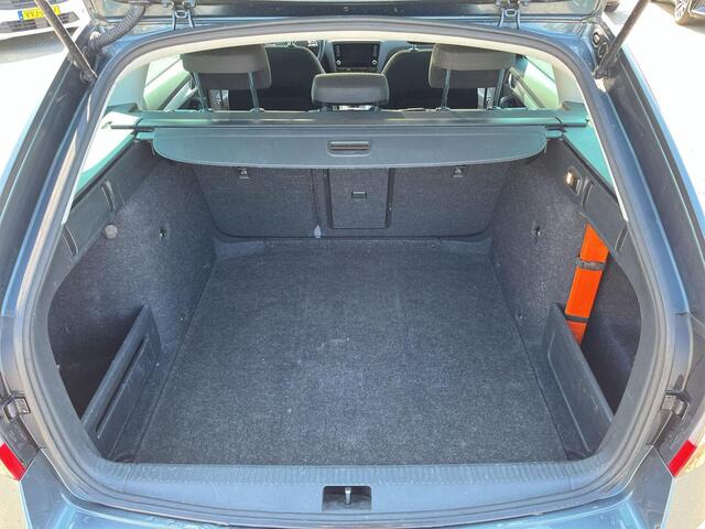 Skoda OCTAVIA Combi 1.4 TSI 110kW GreenTec Ambition | 150Pk | Automaat | Navi | Clima | PDC | Trekhaak | DAB | Smartlink |