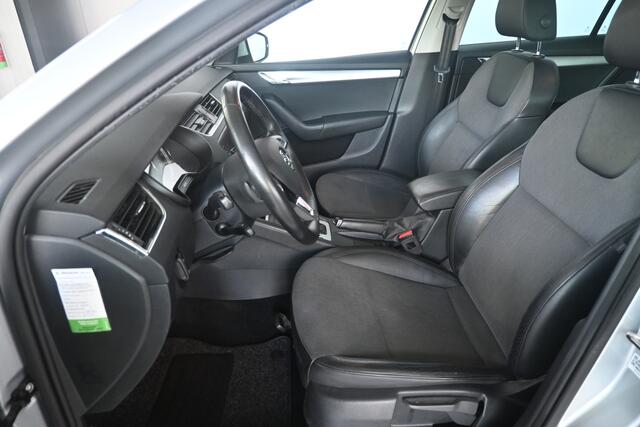 Skoda OCTAVIA Combi 1.0 TSI Greentech Ambition Business Automaat Navigatie Rijklaarprijs Inruil Mogelijk!
