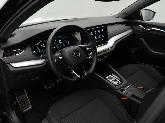 Skoda OCTAVIA Combi 1.4 TSI 204 pk DSG iV PHEV Business Edition | Panoramadak | Geheugenstoelen | CANTON | Stoelverwarming