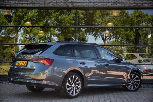 Skoda OCTAVIA Combi 1.4 TSI iV PHEV Business Edition Plus , Pano dak, Adap. cruise, Stoel/stuurverwarming,