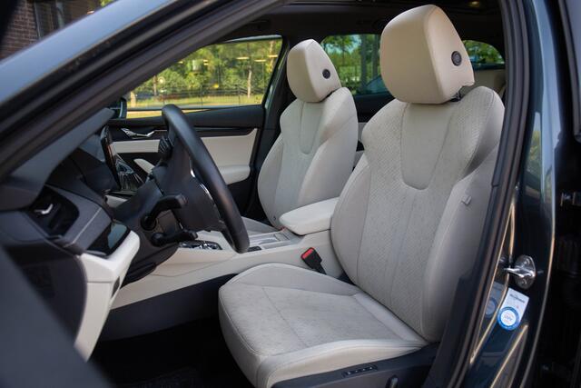 Skoda OCTAVIA Combi 1.4 TSI iV PHEV Business Edition Plus , Pano dak, Adap. cruise, Stoel/stuurverwarming,