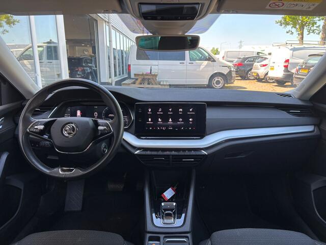 Skoda OCTAVIA Combi 1.0 e-TSI Business Edition | Digital Cockpit | Stoelverwarming | PDC
