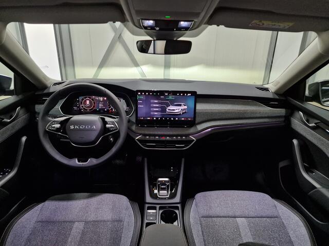 Skoda OCTAVIA Combi 1.5 TSI MHEV 150pk Facelift | Infotainment Pack | Trekhaak | Travel Pack |