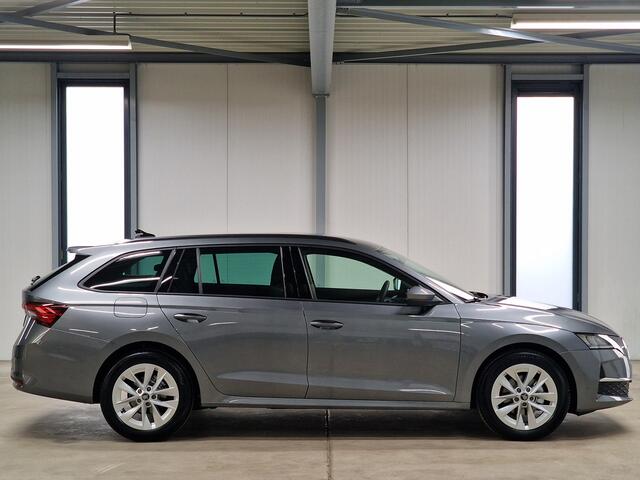 Skoda OCTAVIA Combi 1.5 TSI MHEV 150pk Facelift | Infotainment Pack | Trekhaak | Travel Pack |