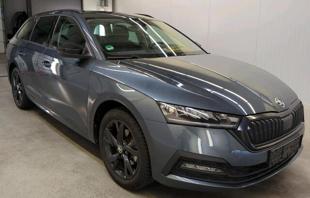 Skoda OCTAVIA Combi 1.0 e-TSI Automaat Business Edition Navi Trekhaak Camera Carplay ACC DAB Stoel + Stuurverwarming Keyless Getint Glas NL Auto
