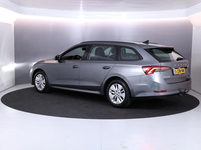 Skoda OCTAVIA Combi 1.0 TSI Business Edition 110 PK | Navigatie | Trekhaak | Parkeersensoren | Automatische airco |