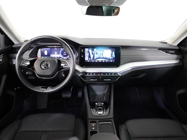 Skoda OCTAVIA Combi 1.4 TSI iV PHEV Business Edition 204 PK DSG (Automaat) | Assistentie pakket | Head up Display | Electrisch verstelbare stoelen met geheugen |