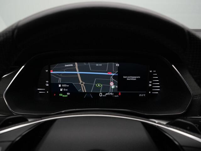 Skoda OCTAVIA Combi Style 1.4 TSI iV 204 pk DSG PHEV | Panoramadak | Geheugenstoelen | Matrix LED | Adaptief onderstel | Leder/alcantara | Stoel-/achterbankverwarming | Head-up display