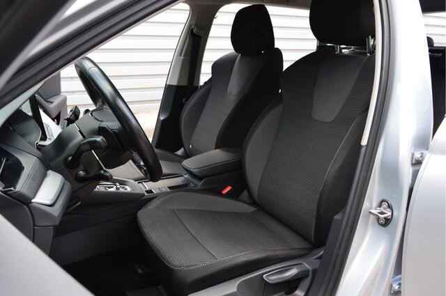 Skoda OCTAVIA Combi 1.5 e-TSI Business Edition O.a: PDC, Navi, Carplay, ACC, Clima, Rijklaar, Etc. All-in prijs!