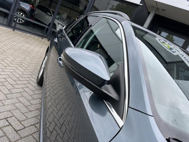 Skoda OCTAVIA Combi 1.0 TSI Greentech Ambition Business Airco ECC | Automaat | Trekhaak | Adaptive Cruise Control |Stoelverwarming | NAP | Apple Carplay Android Auto