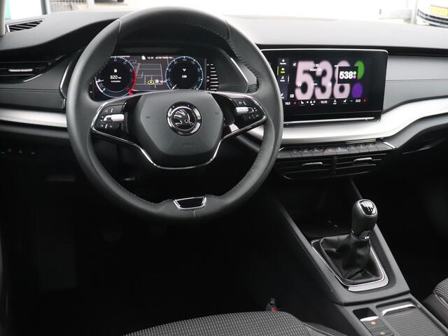 Skoda OCTAVIA Combi 1.0 TSI 110pk Business Edition | Trekhaak | Stoelverwarming | Cruise control | Parkeersensoren | Elektrische achterklep | Navigatie |