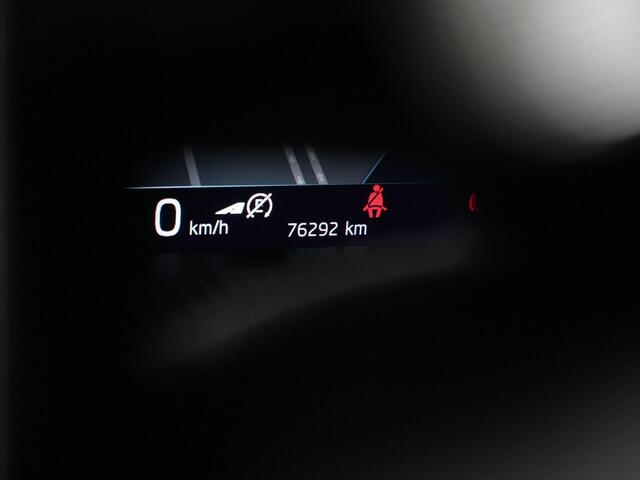 Skoda OCTAVIA Combi Business Edition iV 1.4 TSI 150 kW / 204 pk DSG PHEV | Trekhaak | Navigatie | Parkeersensoren voor/achter | Standkachel | Cruise Control