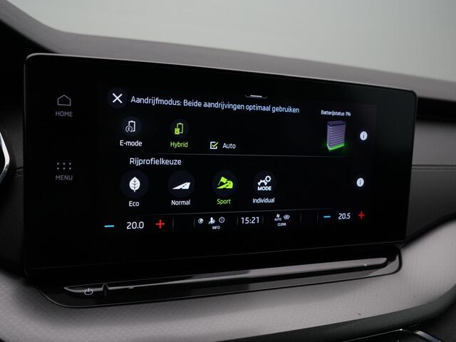 Skoda OCTAVIA Combi Business Edition iV 1.4 TSI 150 kW / 204 pk DSG PHEV | Trekhaak | Navigatie | Parkeersensoren voor/achter | Standkachel | Cruise Control