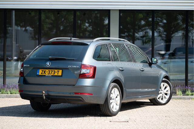 Skoda OCTAVIA Combi 1.0 TSI Ambition Business | Navi | PDC V+A | Trekhaak | AppConnect | Cruise | Stoelverw.