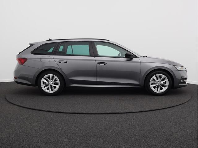 Skoda OCTAVIA Combi 1.0 TSI Sport Business/ trekhaak/ zeer mooi!