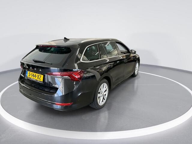Skoda OCTAVIA Combi 1.0 e-Tsi 110pk DSG Business Edition Plus · Apple/Android Car Play · Navi · Dodehoek Detectie · P-Sensoren · Elek. Achterklep · 17'' Inch · Garantie t/m 02-05-2027 of 100.000km