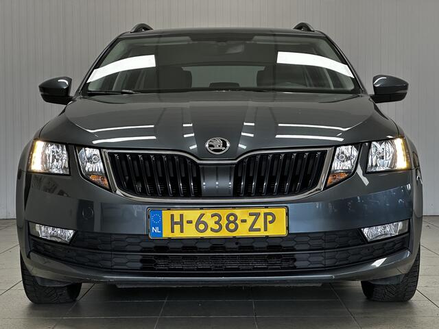 Skoda OCTAVIA Combi 1.0 TSI Greentech Business Edition/ Trekhaak!/ LED Dagrijverl./ 16''LMV/ Stoelverw./ DAB+/ Apple+Android/ Clima/ Navi/ Cruise Bluetooth/ Multi.LEDER.Stuur/ Elek.Pakket/ Isofix/ PDC Achter.