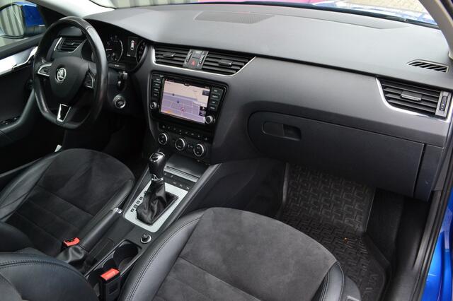 Skoda OCTAVIA 1.0 TSI DSG Greentech Pano/Camera/Leer/LED