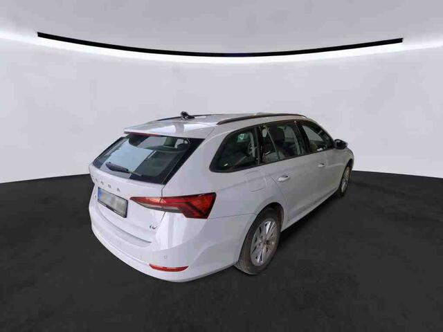 Skoda OCTAVIA Combi 1.4 TSI iV 204pk PHEV Business / Smart Link / Stoelverwarming / Wordt Verwacht