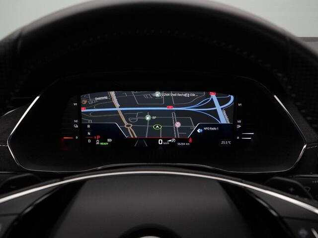 Skoda OCTAVIA Combi 1.4 TSI RS iV 245 pk DSG PHEV Business | Panoramadak | Leder/alcantara | Geheugen-/massagestoelen | Adaptief sportonderstel | Matrix LED | Stuur-/achterbankverwarming