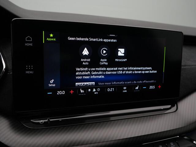 Skoda OCTAVIA Combi 1.4 TSI RS iV 245 pk DSG PHEV Business | Panoramadak | Leder/alcantara | Geheugen-/massagestoelen | Adaptief sportonderstel | Matrix LED | Stuur-/achterbankverwarming