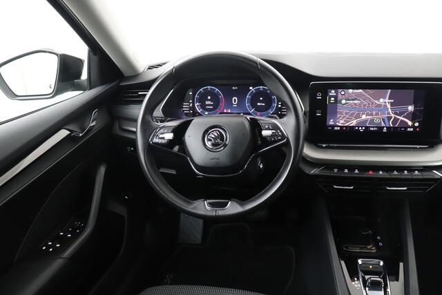 Skoda OCTAVIA Combi 1.0 e-TSI Sport Sportstoelen 18' LMV Carplay LED