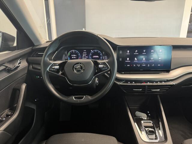 Skoda OCTAVIA Combi 1.4 TSI iV PHEV Business Edition Plus Stoelverwarming/Carplay/Trekhaak