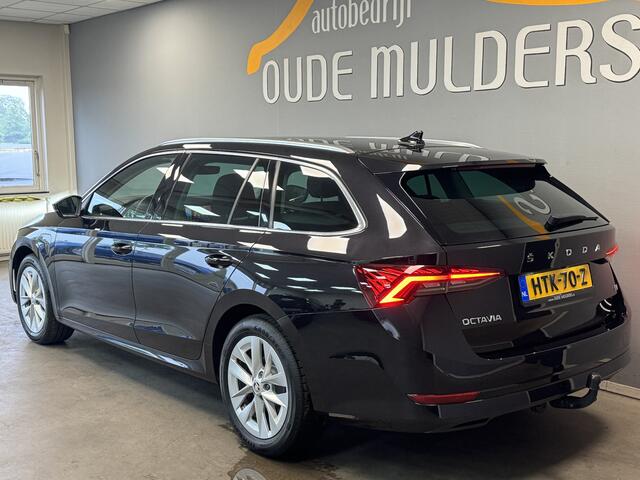 Skoda OCTAVIA Combi 1.4 TSI iV PHEV Sportline Business Memory Stoelen/Trekhaak/Sfeerverlichting