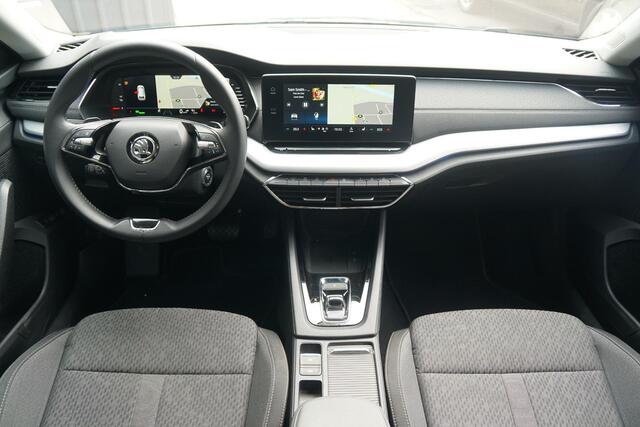 Skoda OCTAVIA Combi 1.4 TSI iV PHEV Business Edition Plus + DODEHOEKDETECTIE / CAMERA / STOEL & STUURWIELVERWARMING