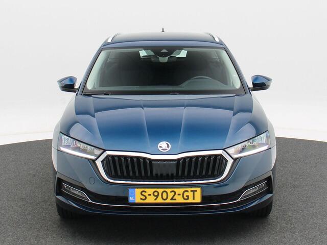 Skoda OCTAVIA Combi 1.5 e-TSi 150 Pk Automaat Business Edition Plus | Adaptive Cruise | Carplay | Stoel Verwarming | Parkeersensoren | Navigatie | LED | 17 Inch | 78.646 Km!!