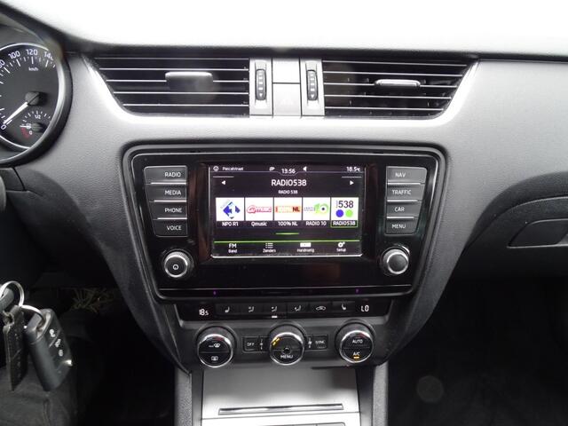 Skoda OCTAVIA 1.0 TSI GRT AMB BNS-Navi-Blth-Media-Cruise-Usb-Clima