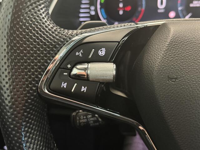 Skoda OCTAVIA Combi 1.4 TSI iV PHEV Business Edition Gekoelde Stoelen/Canton Speakers/Panoramadak