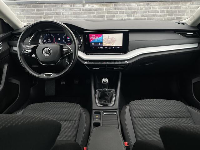 Skoda OCTAVIA Combi 1.0 TSI Business Edition Plus Elek. Trekhaak | Virtual Cockpit | LED | Navi | Carplay