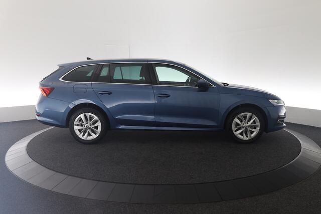 Skoda OCTAVIA Combi 1.5 e-TSI Business Edition Plus | ACC | Trekhaak | Blind-spot | Stoelverwarming