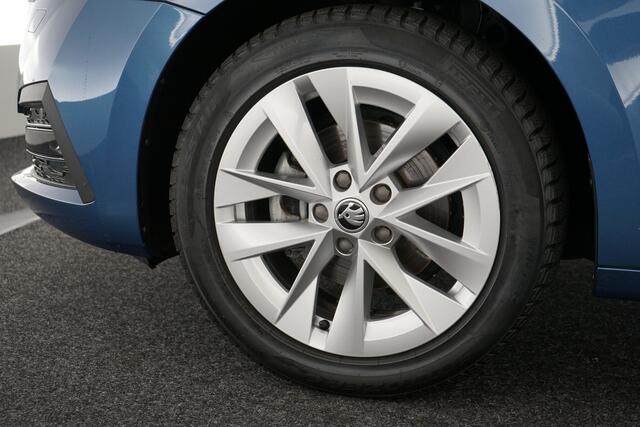 Skoda OCTAVIA Combi 1.5 e-TSI Business Edition Plus | ACC | Trekhaak | Blind-spot | Stoelverwarming