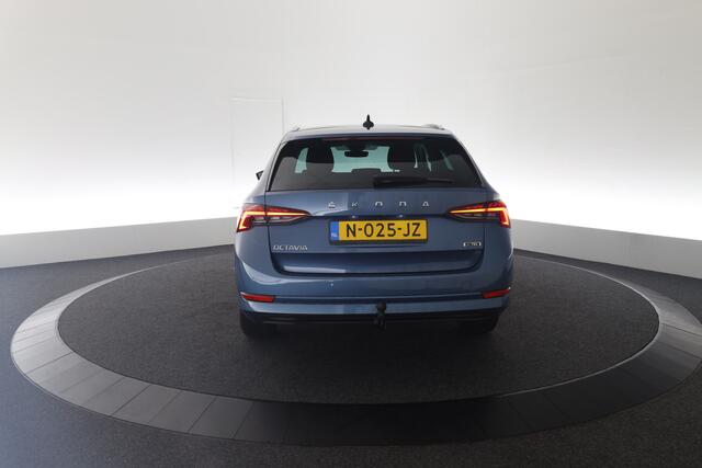 Skoda OCTAVIA Combi 1.5 e-TSI Business Edition Plus | ACC | Trekhaak | Blind-spot | Stoelverwarming