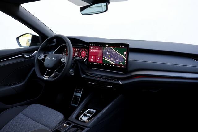 Skoda OCTAVIA Combi 1.5 TSI MHEV Sportline Business - 150 pk
