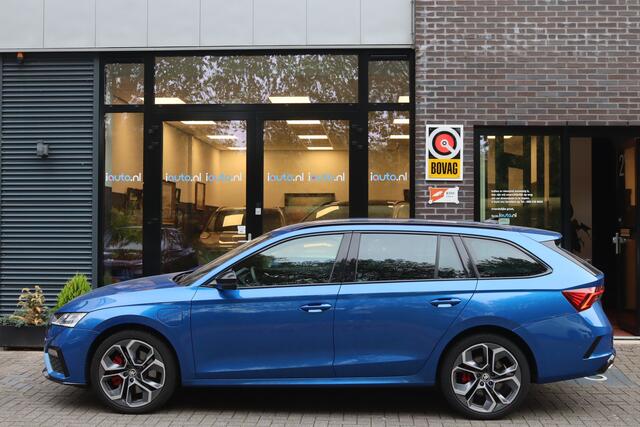 Skoda OCTAVIA Combi 1.4 TSI RS iV PHEV Matrix LED/ACC/Keyless/Camera/Head-up/Columbus/Trekhaak wegkl./19"