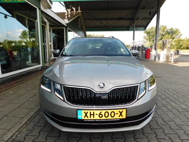 Skoda OCTAVIA 1.0TSI 116PK DSG STYLE!! All-in Prijs! Trekhaak!