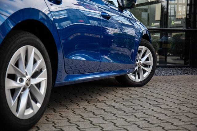 Skoda OCTAVIA Combi 1.5 TSI Greentech Style , Keyless entry/start, Achteruitrijcamera, Adap. cruise,